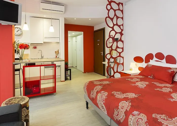 Rosso A Milano, Vicino Allo Ieo Апартаменты